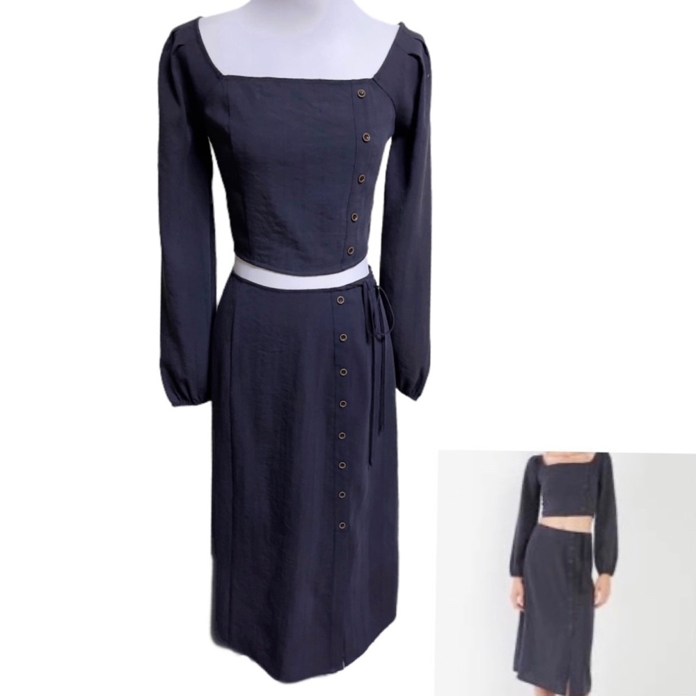 NWT Le Lis Navy Side Button Square Neck Crop Top & Midi Skirt Set Size S/M/L